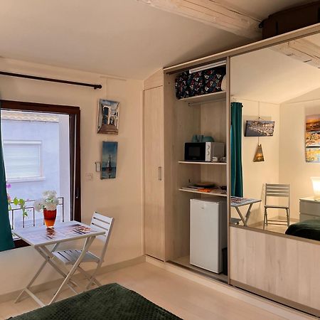 Chambre Cozy Spacieuse, Intra-Muros, Clim, Parking Aigues-Mortes Eksteriør billede